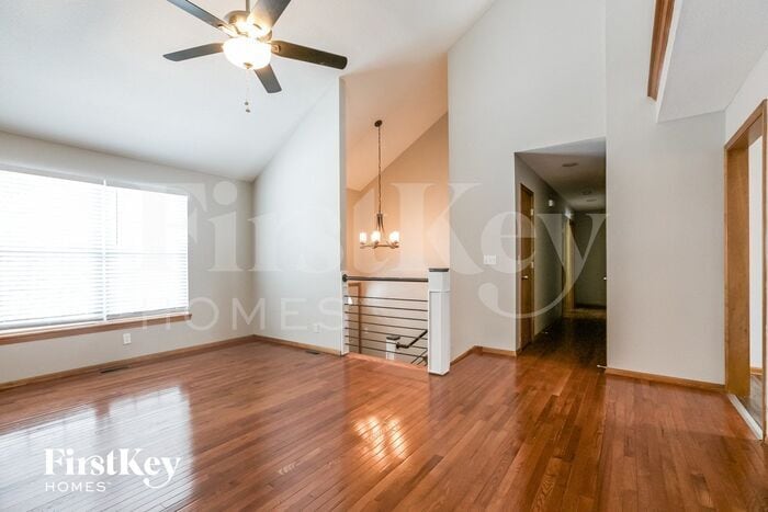 Building Photo - 701 Corrington Dr