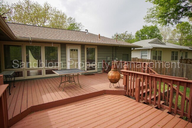 Building Photo - For Lease | Midtown Tulsa | Available Now!