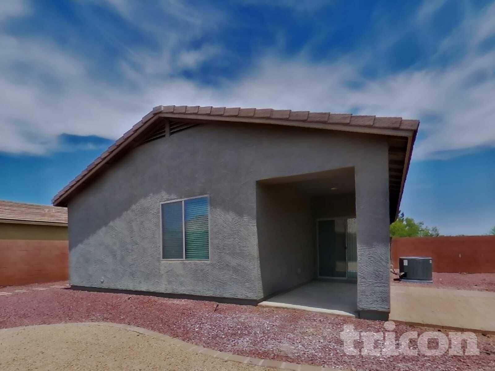 Building Photo - 723 W Dana Dr