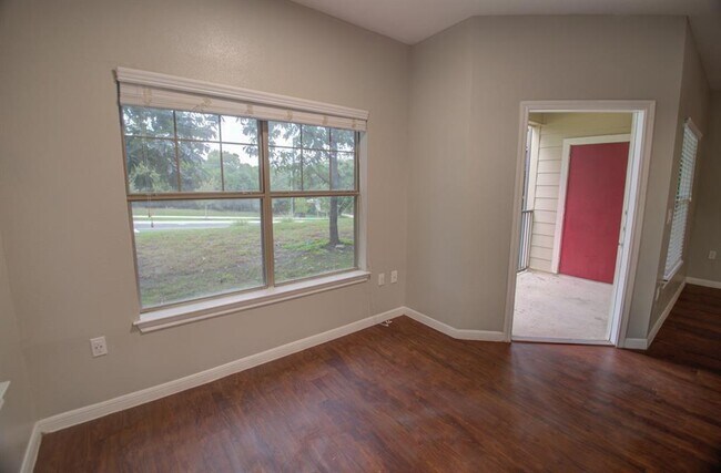 Building Photo - 2320 Gracy Farms Ln