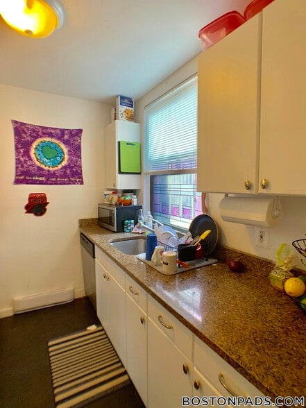 Building Photo - 774 Columbus Ave