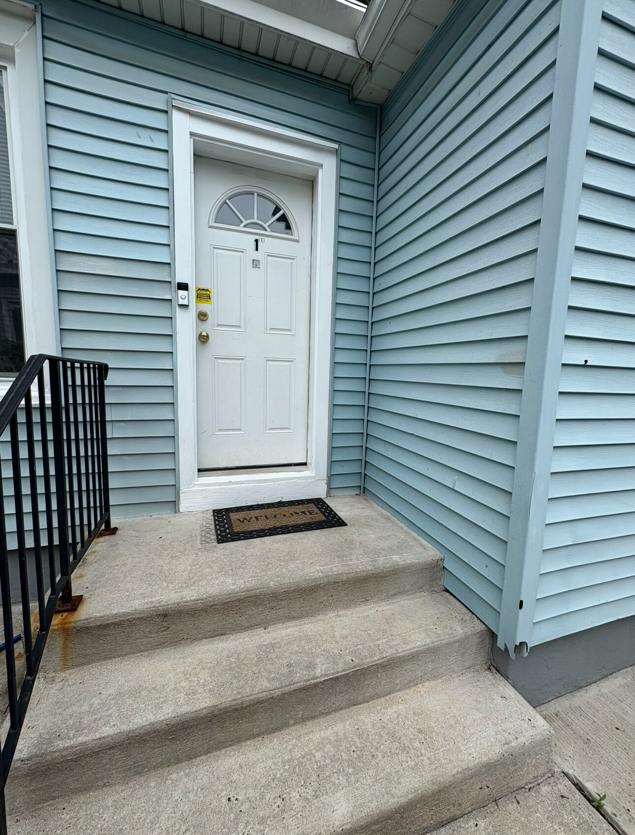 Front Entrance - 537 Schiller Ave