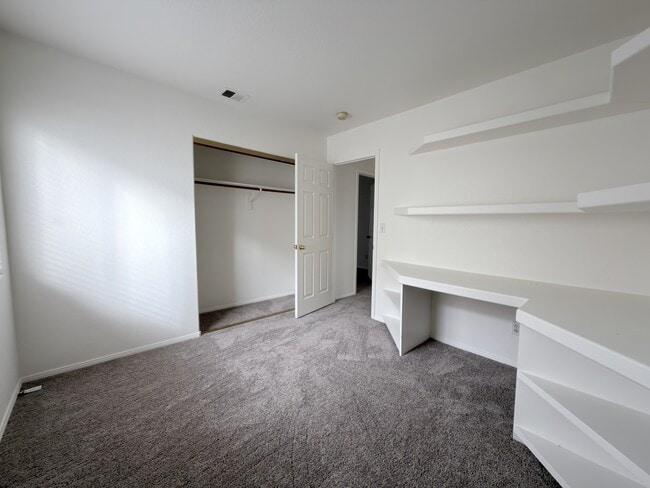 Building Photo - 8232 Fame Ave