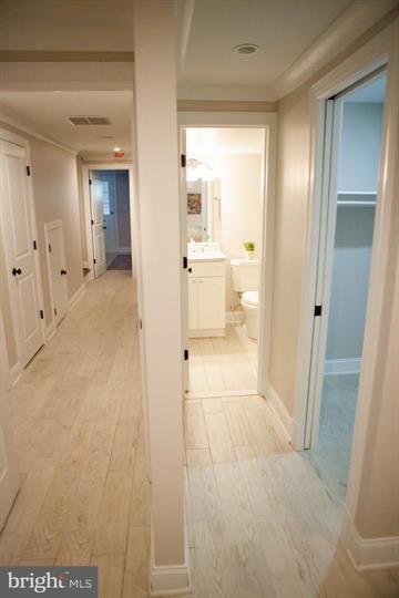 Building Photo - 39 U St NE