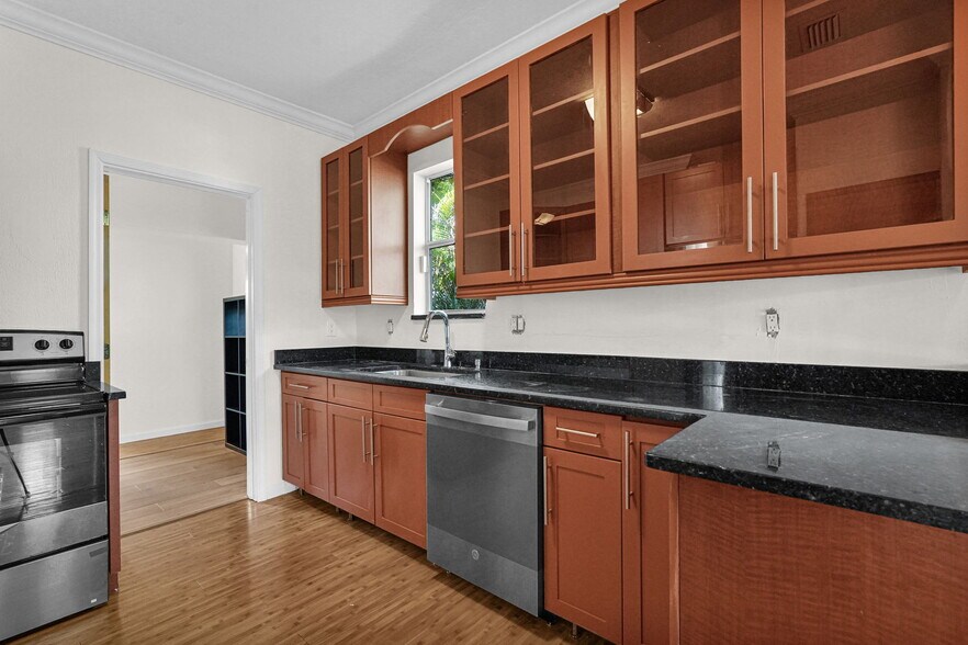 Building Photo - 126 NW 48th St