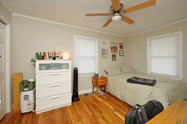 Building Photo - Great home in Chapel Hill!