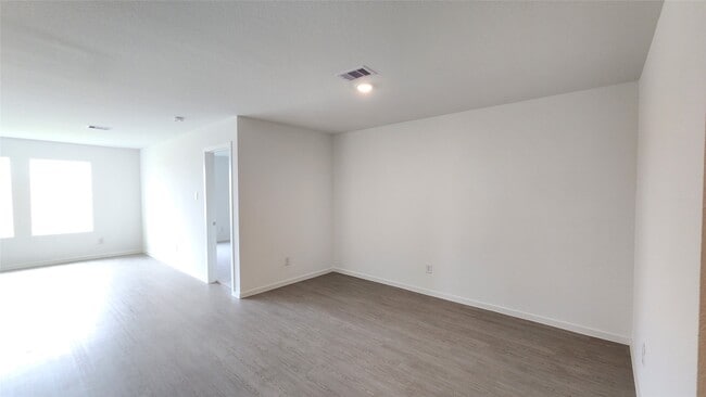 Building Photo - 29018 Rustic Windmill Wy
