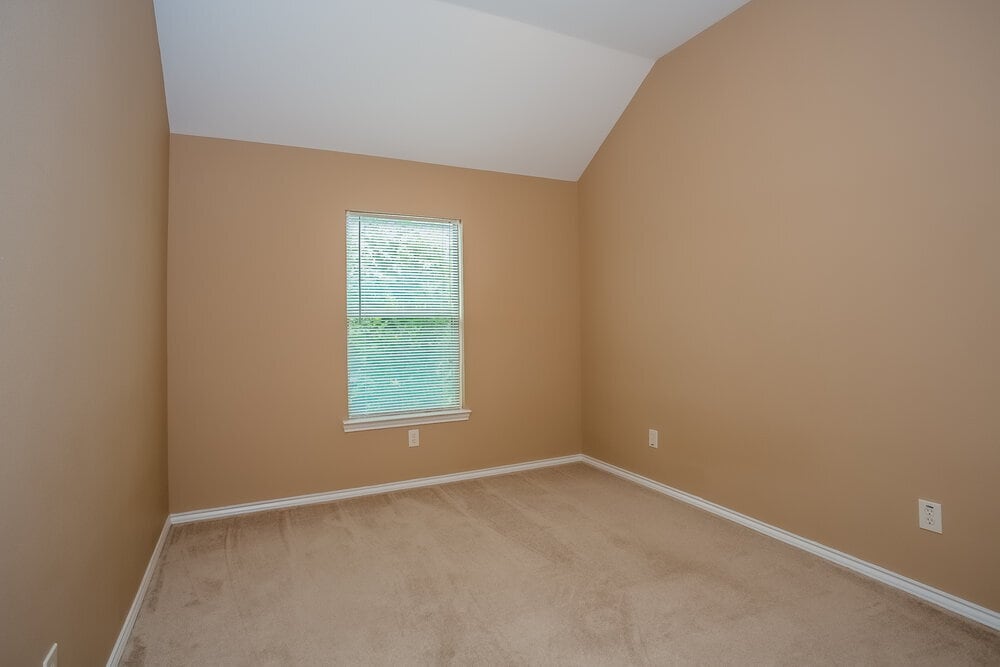 Building Photo - 16531 Strathmore Manor Ln