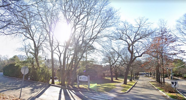 Building Photo - Green Line D - Mass Pike - Parking Included