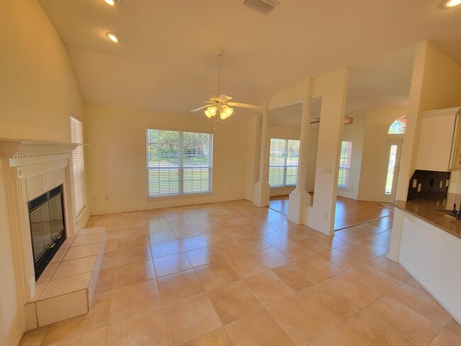 Building Photo - 2730 Creeks Edge Ln