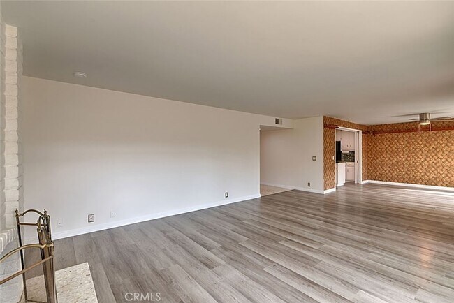 Building Photo - 3932 S Finisterre Dr