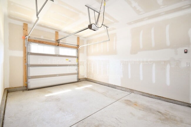 Building Photo - 1227 Southern Sugar Dr