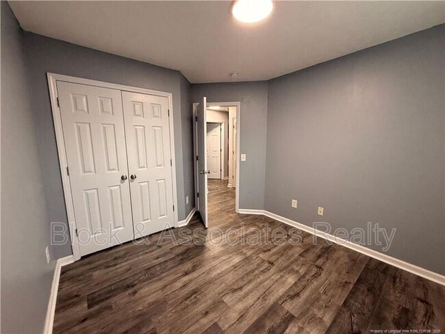 Building Photo - 68 Sunridge Dr