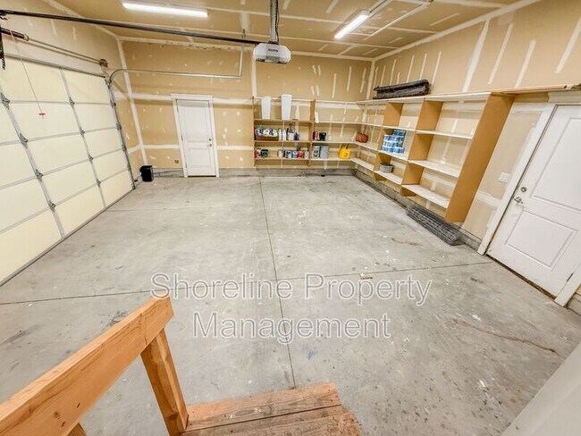 Building Photo - 18165 N Midland Blvd