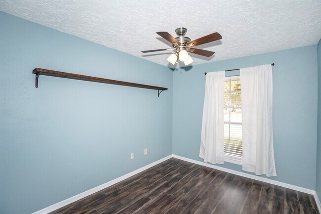 Building Photo - 5617 Fresh Meadow