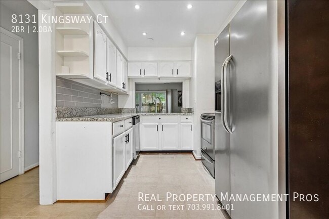 Building Photo - 8131 Kingsway Ct