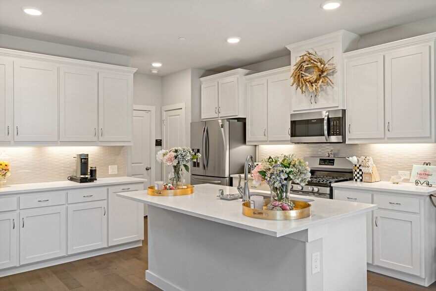 Building Photo - 2749 Starburst Dr