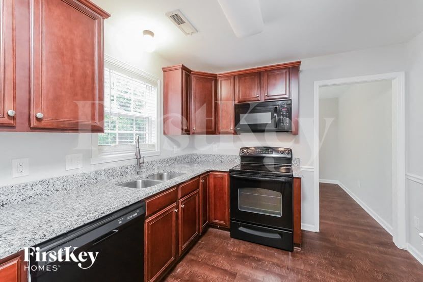 Building Photo - 5849 Bushberry Ct