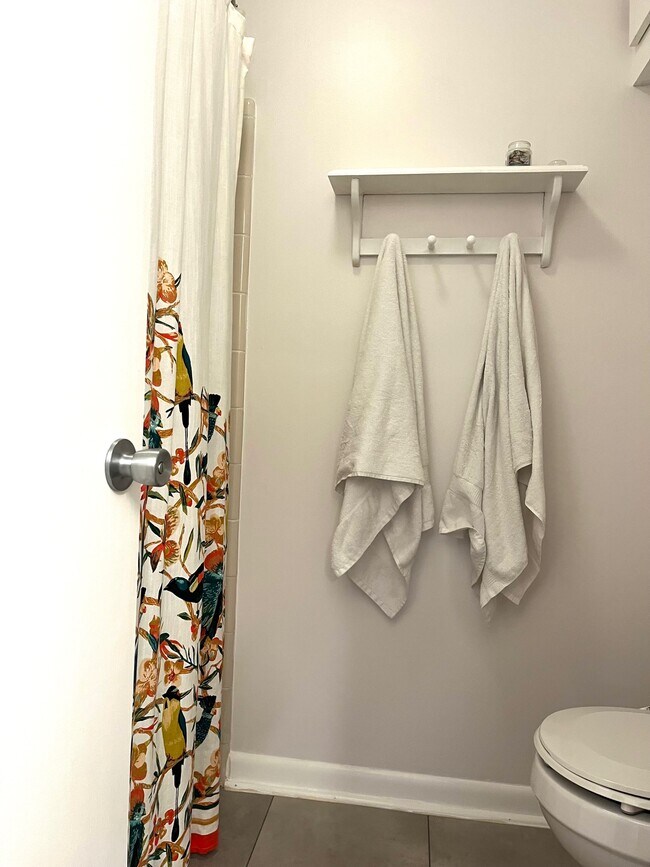 Building Photo - 2206 SW 39 Dr