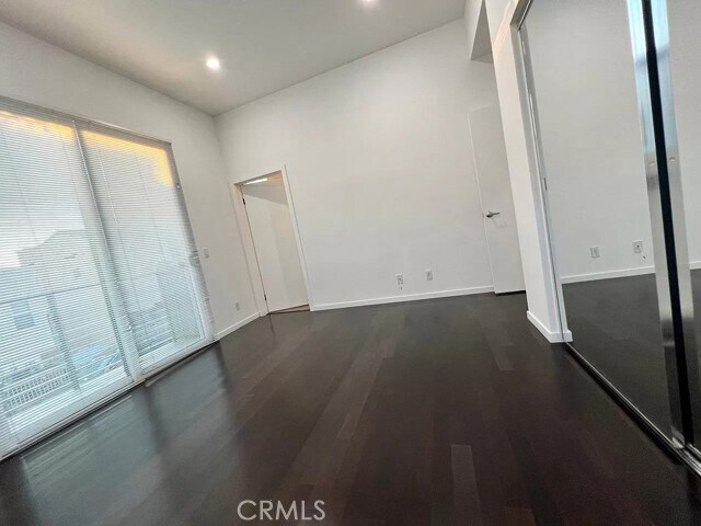 Building Photo - 5698 Como Cir