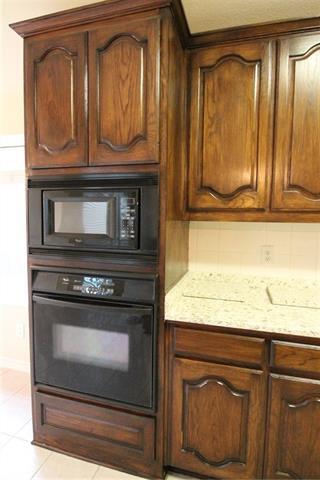 Building Photo - 15602 Wrangler Dr