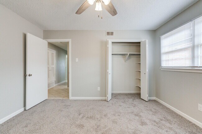 Building Photo - 4916 46th St