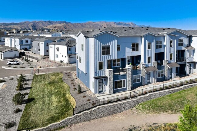 Building Photo - New luxury 4 bedroom, 3.5 bathroom home on a premium lot backing to open space with breathtaking ...