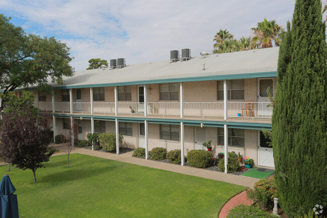 Building Photo - Edgemere Apartments