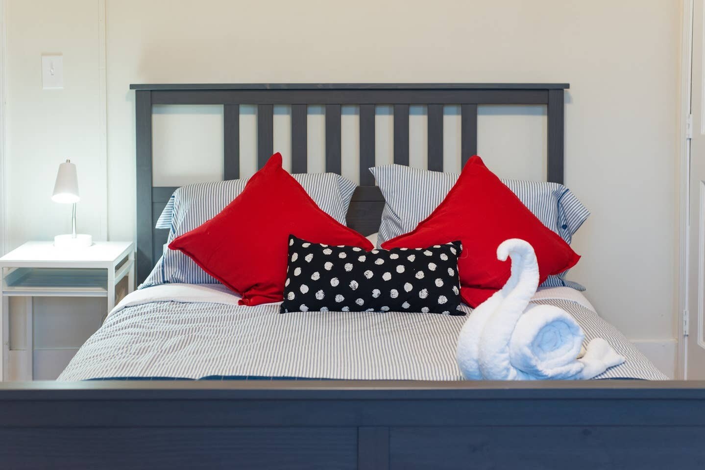 Building Photo - 1249 Beacon St