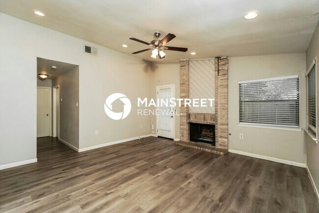 Building Photo - 3 Bedroom Pet-Friendly Home in SAN ANTONIO, TX with Main Street Renewal