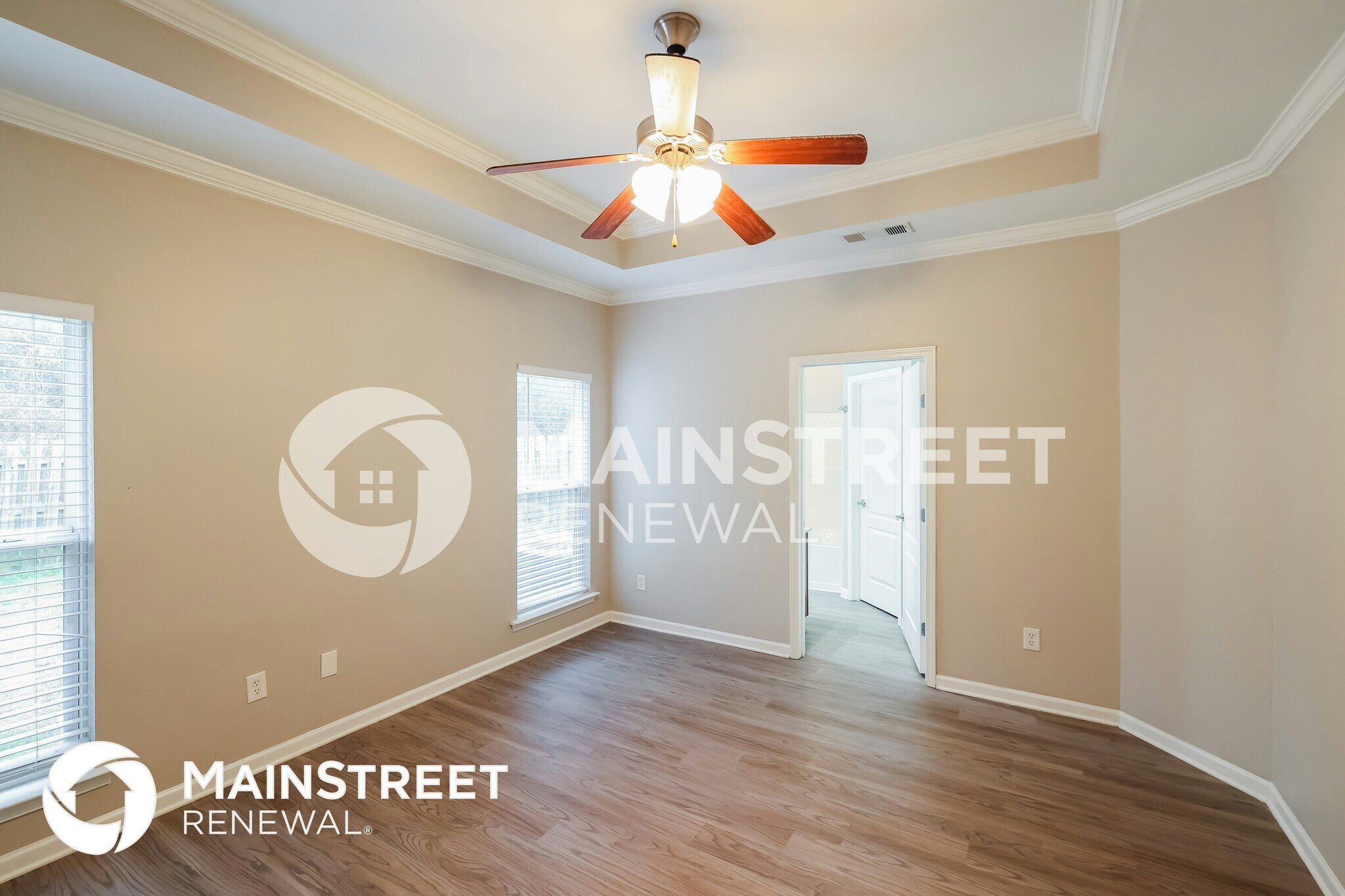 Building Photo - 12879 Woodland Park Cir