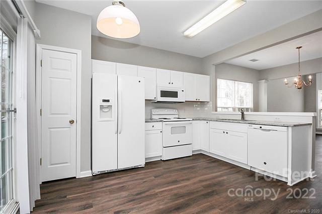 Building Photo - 2029 Chinabrook Ct