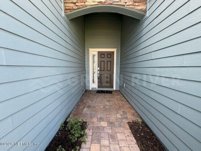 Building Photo - 2717 White Cedar Ln