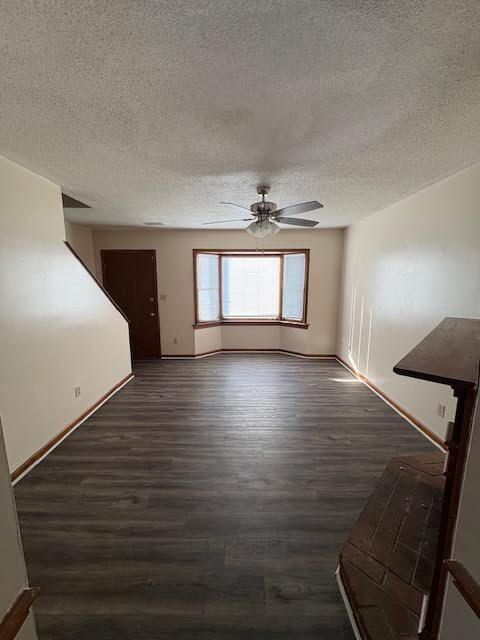 Building Photo - 3262 Landmark St