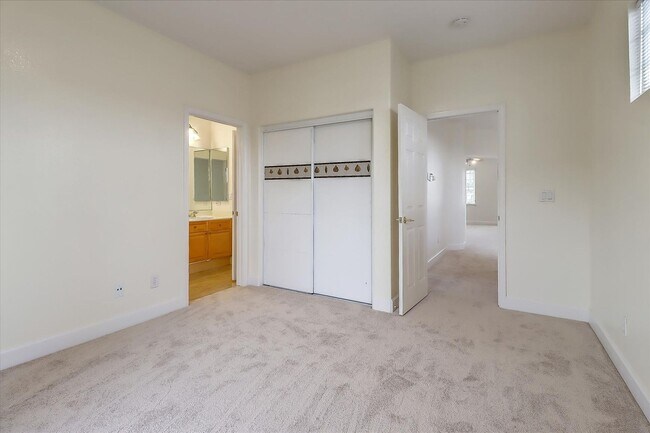 Building Photo - 4 Bed 3 Bath Home With 3 Car Garage High Ceilings And Fenced Yard