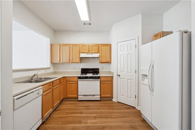Building Photo - 3812 Dandridge Dr