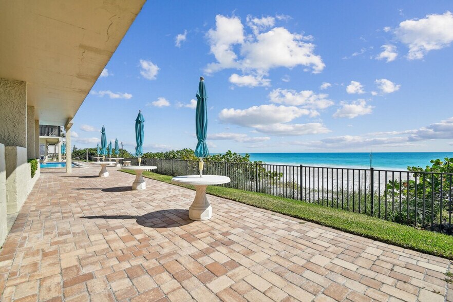 Building Photo - 15400 Gulf Blvd