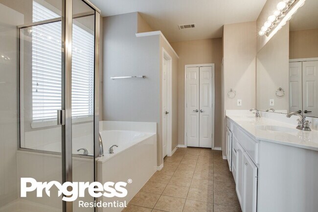 Building Photo - 8537 Arroyo Verda Dr