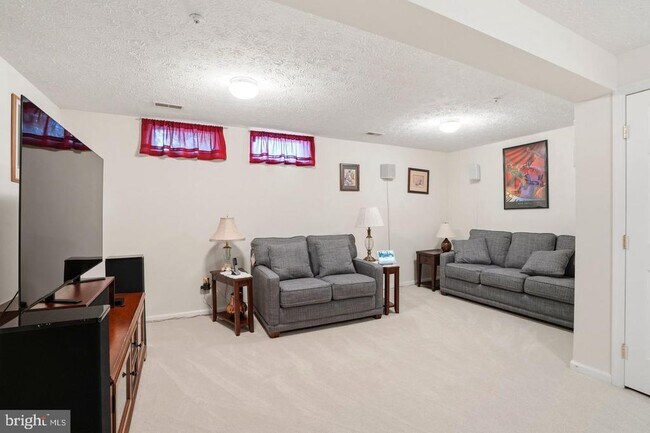 Building Photo - 8016 Brightlight Pl