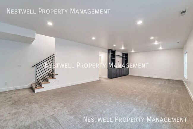 Building Photo - 10907 Paddle Board Way