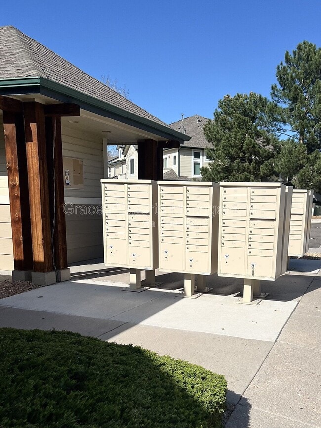 Building Photo - 8707 E Florida Ave