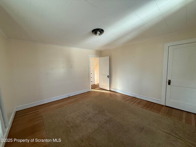 Building Photo - 301 Monument Ave