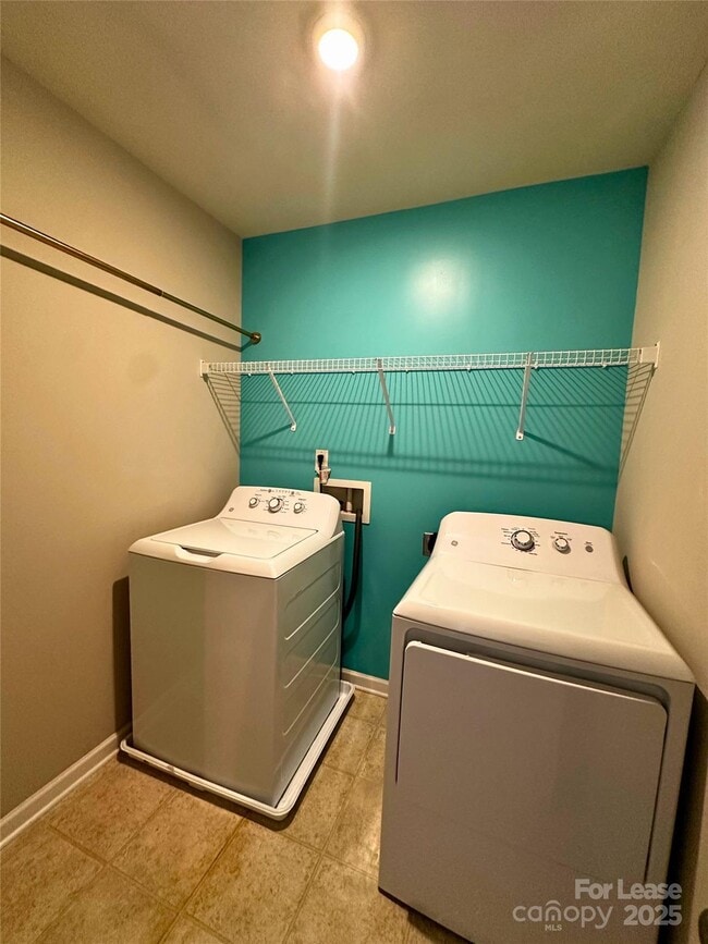 Building Photo - 4007 Marygrove Ct