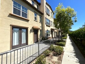 Building Photo - 3105 Marigold Cir