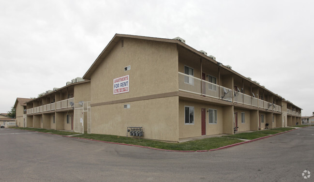 Primary Photo - Villa Park Apartments