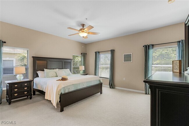 Building Photo - 3240 Cottonwood Bend