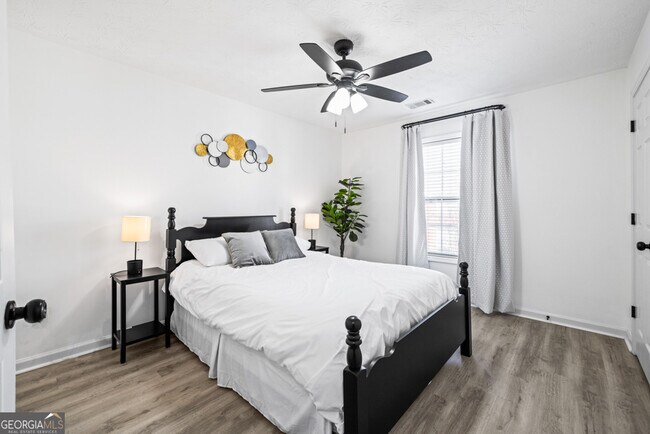 Building Photo - 1514 Park Grove Dr