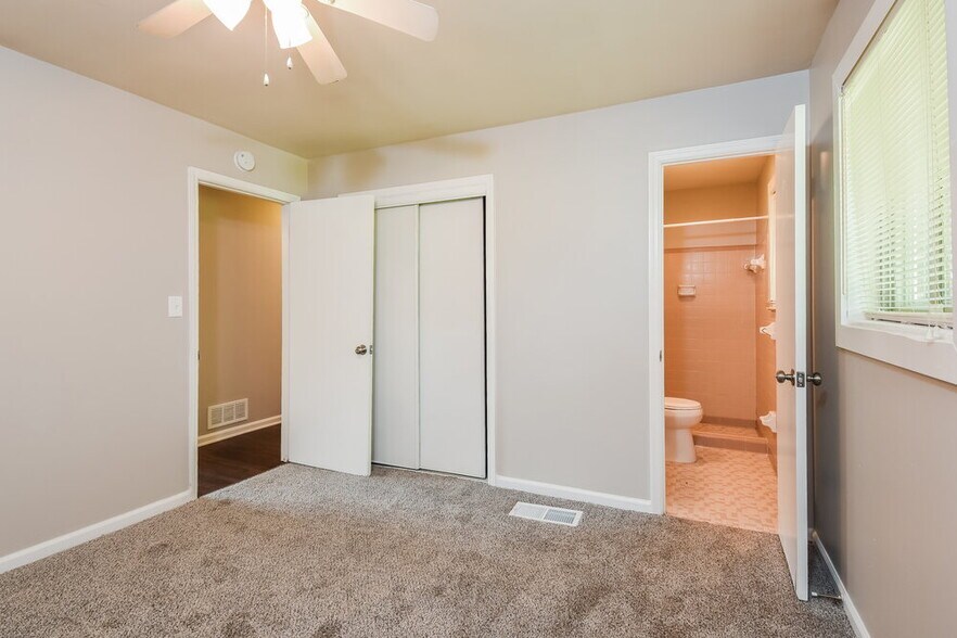 Building Photo - 4212 Plumtree Way