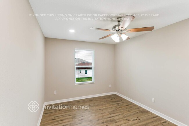 Building Photo - 10538 Medford Lakes Dr