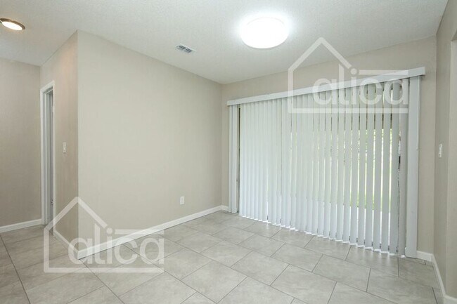 Building Photo - 2242 Willie Mays Pkwy